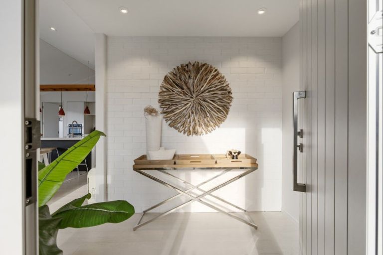 Photo of property in 83 Sandhurst Drive, Papamoa Beach, Papamoa, 3118