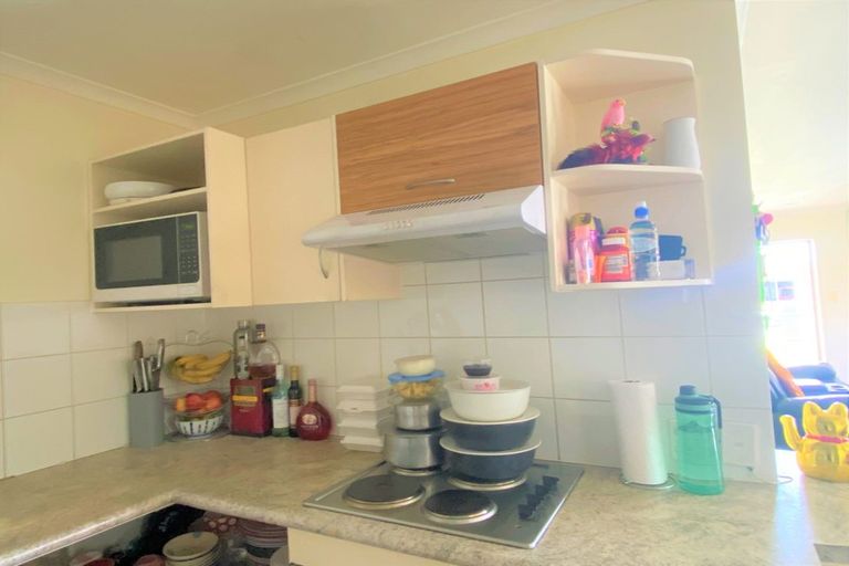 Photo of property in 5 Shah Lane, Mangere, Auckland, 2022