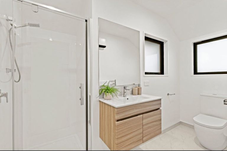 Photo of property in 35d Wrights Road, Addington, Christchurch, 8024