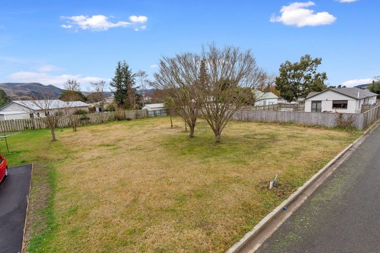 Photo of property in 139c High Street, Oxford, 7430