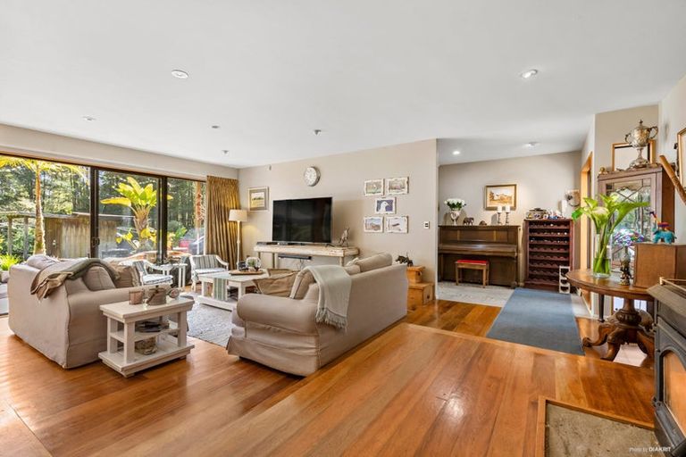 Photo of property in 16 Jack Barry Road, Waitoki, Albany, 0794