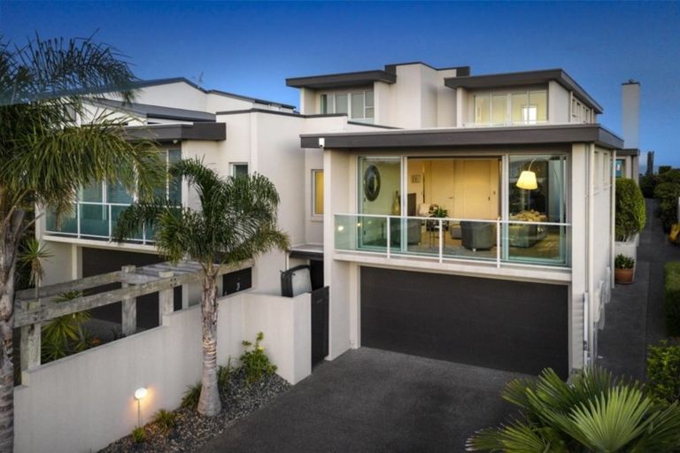 Photo of property in 59 Tiri Road, Manly, Whangaparaoa, 0930