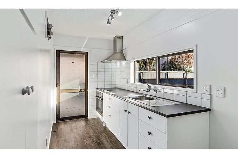 Photo of property in 2/23 Geraldine Street, Edgeware, Christchurch, 8013