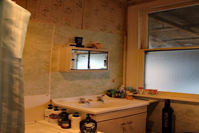 Photo of property in 29 Baker Street, Stirling, 9231