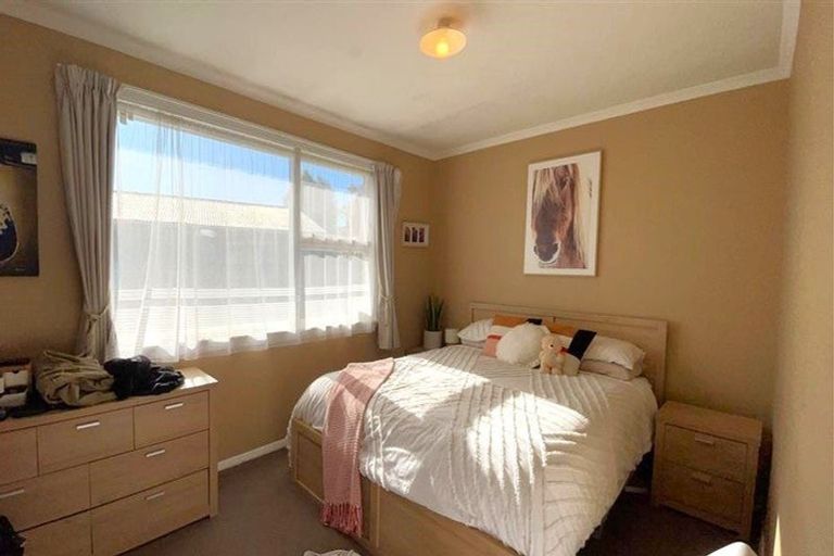 Photo of property in 8/3 Shearer Avenue, Papanui, Christchurch, 8052