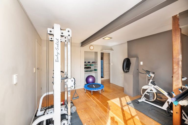 Photo of property in 1/8 Tyne Road, Forrest Hill, Auckland, 0620