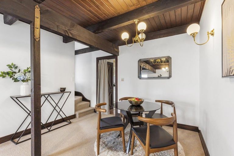 Photo of property in 242b Tinakori Road, Thorndon, Wellington, 6011