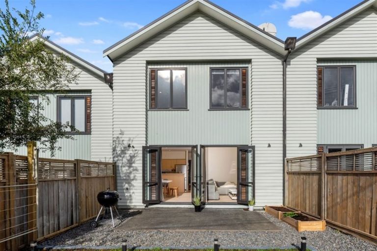 Photo of property in 47/11 The Avenue, Albany, Auckland, 0632