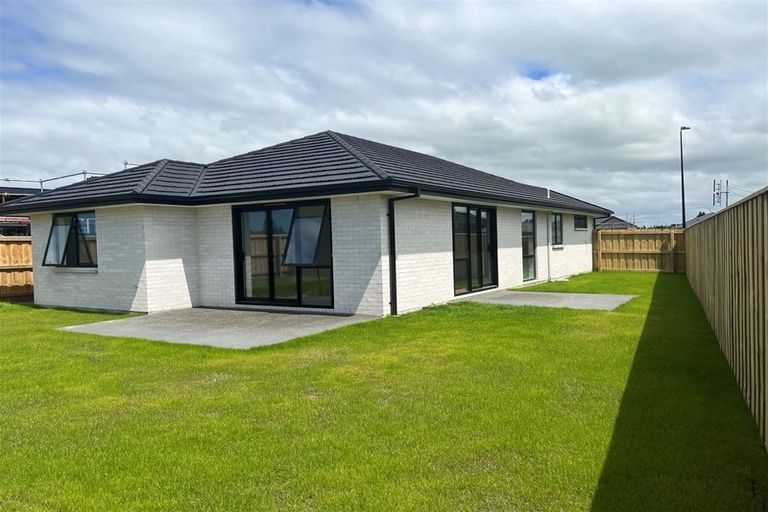 Photo of property in 7 Jasmine Street, Woodend, 7610