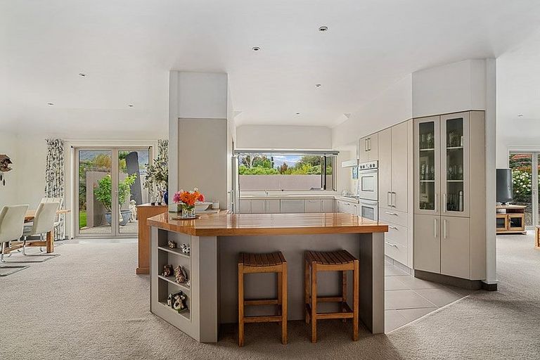 Photo of property in 21 Pisa Moorings Road, Mount Pisa, Cromwell, 9383