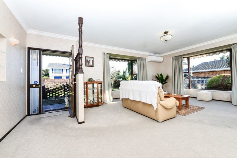 Photo of property in 16 Cattanach Street, St Andrews, Hamilton, 3200