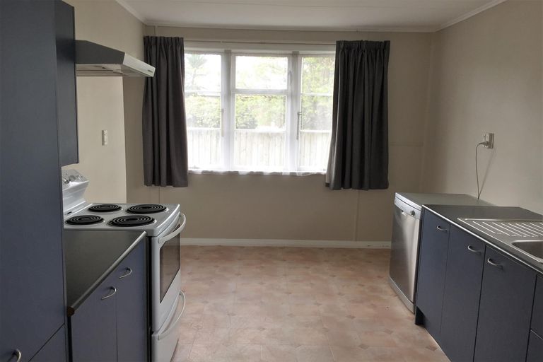 Photo of property in 13a Gladstone Road, Bluff Hill, Napier, 4110