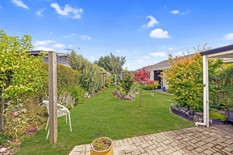 Photo of property in 10 Kew Place, Richmond Heights, Taupo, 3330