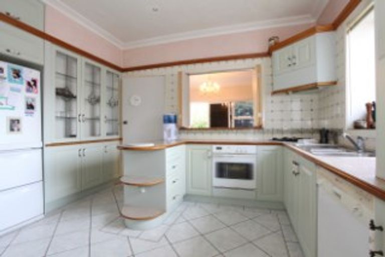 Photo of property in 37 Maeroa Road, Beerescourt, Hamilton, 3200