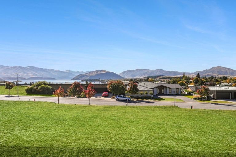 Photo of property in 63 West Meadows Drive, Wanaka, 9305