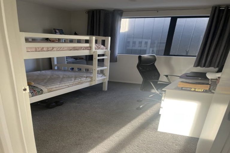 Photo of property in 2b Laser Place, Bayview, Auckland, 0629