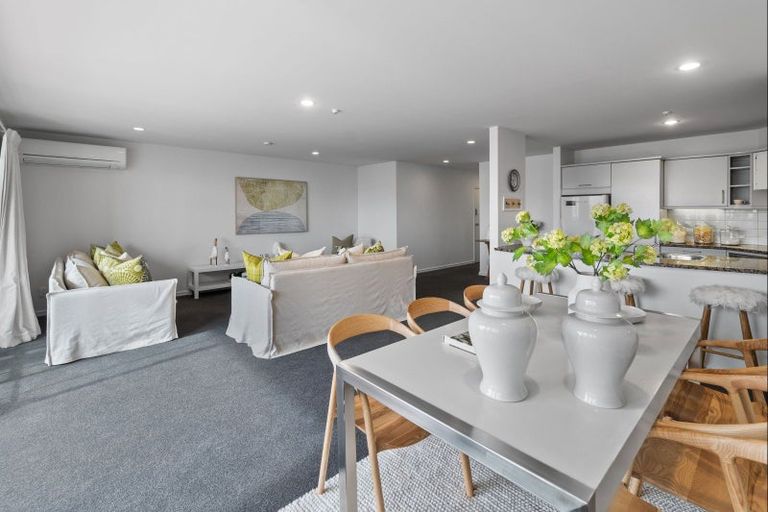 Photo of property in Admiralty Courts, 14/42 Marriner Street, Sumner, Christchurch, 8081