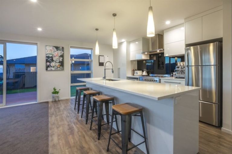 Photo of property in 112 John Burke Drive, Aotea, Porirua, 5024