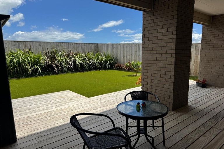 Photo of property in 115 Mutetai Road, Clarks Beach, 2122