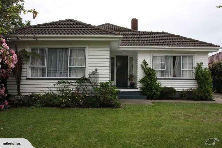 Photo of property in 255 Weston Road, Mairehau, Christchurch, 8052