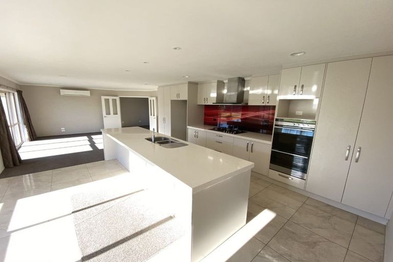 Photo of property in 57 Mcsaveneys Road, Marshland, Christchurch, 8051