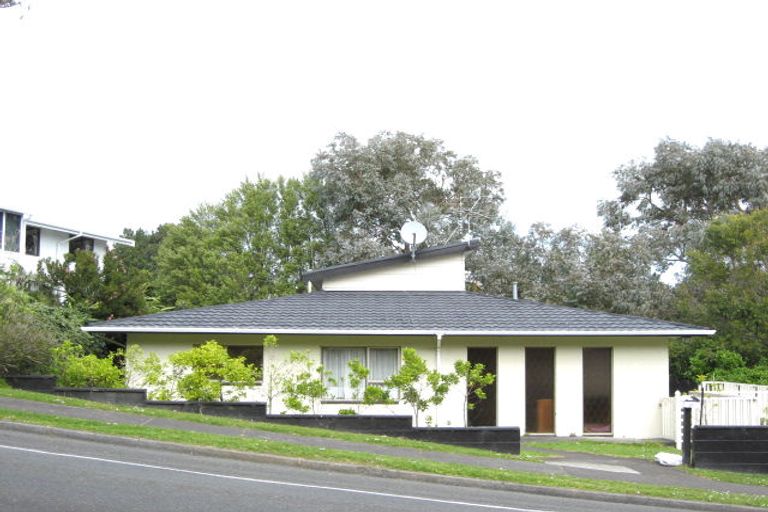 Photo of property in 23 Cumberland Street, Merrilands, New Plymouth, 4312