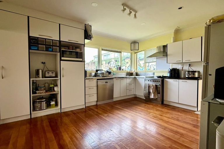 Photo of property in 36 Water Street, Otahuhu, Auckland, 1062