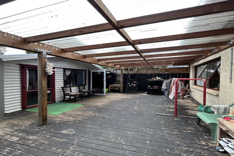 Photo of property in 2/34 Glencourt Place, Glenfield, Auckland, 0629