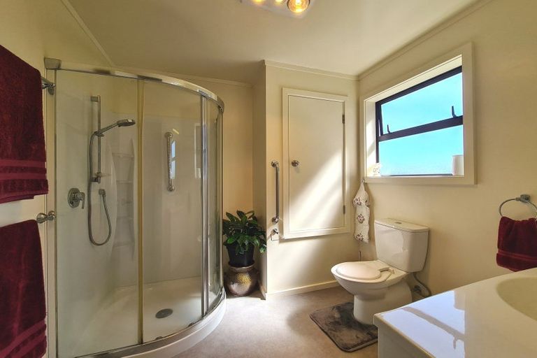 Photo of property in 1510 Long Bay Road, Coromandel, 3506