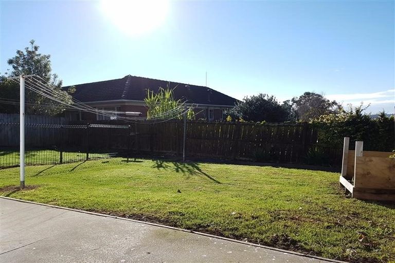 Photo of property in 8 Mclennan Road, Mount Wellington, Auckland, 1062