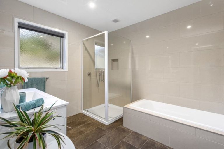 Photo of property in 103 Stratton Street, Normandale, Lower Hutt, 5010