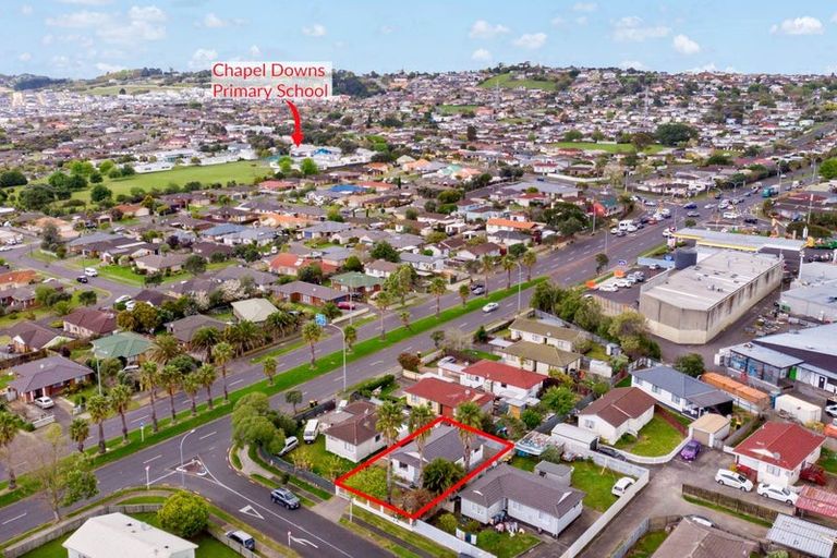 Photo of property in 1/194 Te Irirangi Drive, Flat Bush, Auckland, 2023