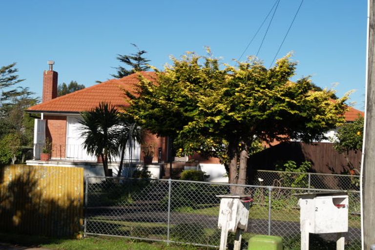 Photo of property in 9 Thompson Street, Mangere East, Auckland, 2024