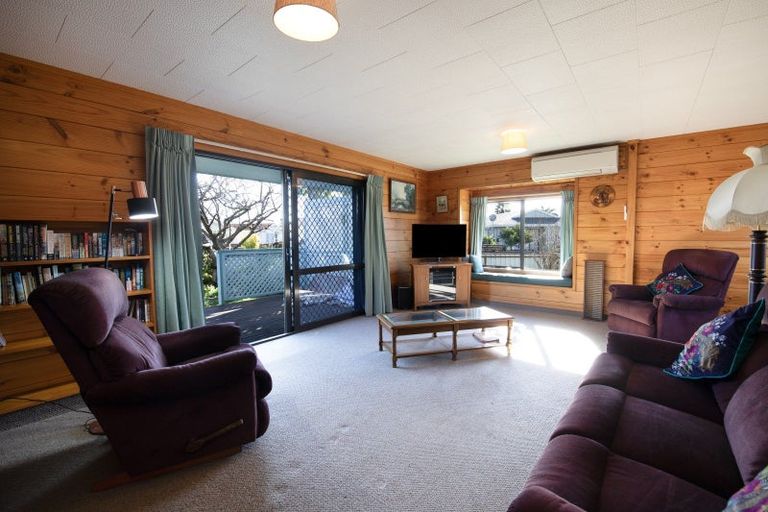 Photo of property in 5 Ted Harpur Place, Onekawa, Napier, 4110