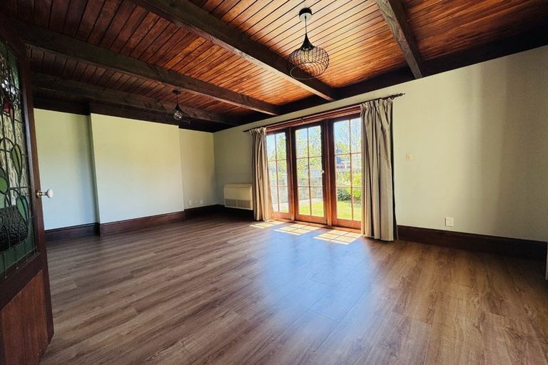 Photo of property in 37 Helmores Lane, Merivale, Christchurch, 8014