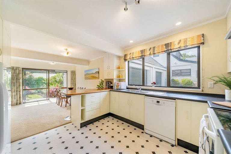Photo of property in 31b Chatsworth Road, Silverstream, Upper Hutt, 5019