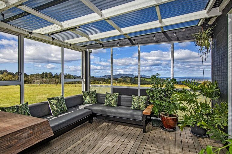 Photo of property in 99 Franklin Road, Parua Bay, Onerahi, 0192