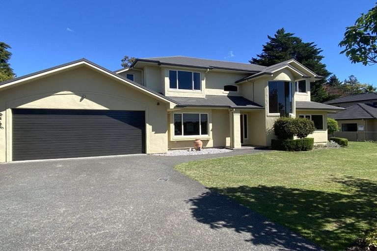 Photo of property in 14 Fulford Place, Havelock North, 4130
