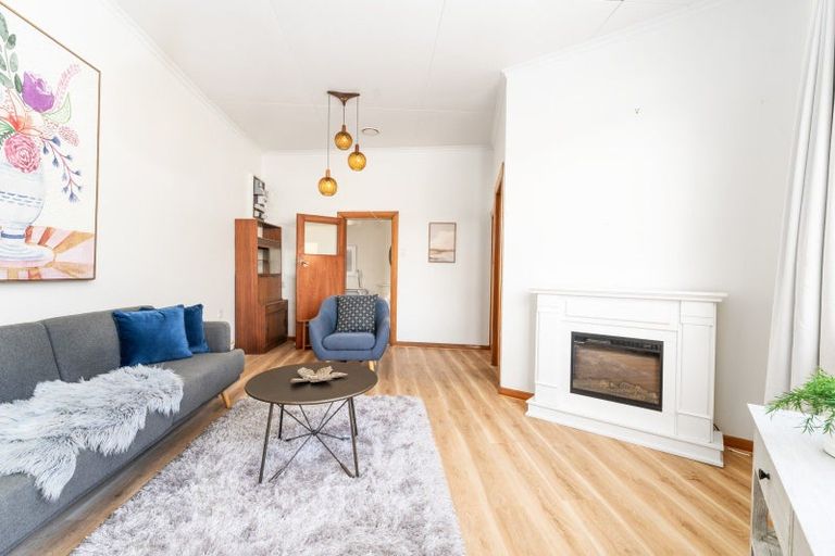 Photo of property in 1 Greenacres Street, Macandrew Bay, Dunedin, 9014