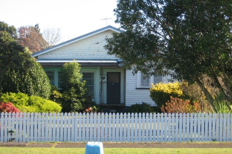 Photo of property in 1/118 Clevedon Road, Papakura, 2110