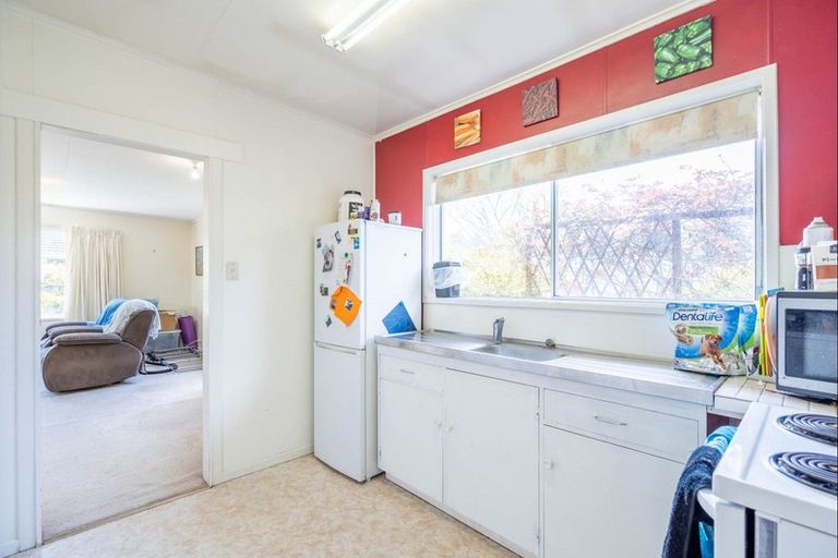 Photo of property in 33 Tui Road, Raumati Beach, Paraparaumu, 5032