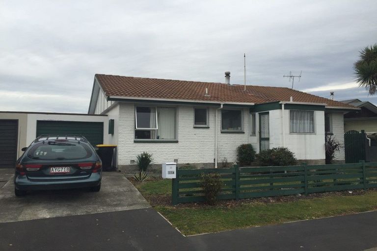 Photo of property in 11a Martyn Street, Rangiora, 7400