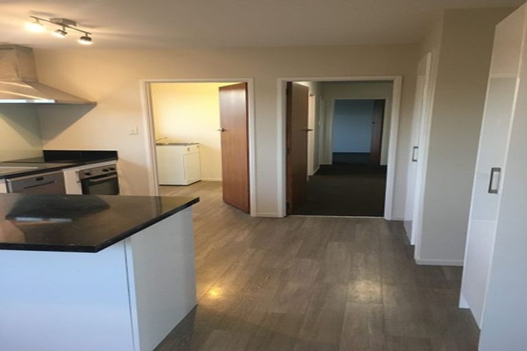 Photo of property in 2/7b Camrose Place, Ilam, Christchurch, 8041