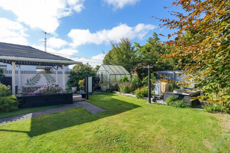 Photo of property in 17 Highfield Terrace, Newfield, Invercargill, 9812