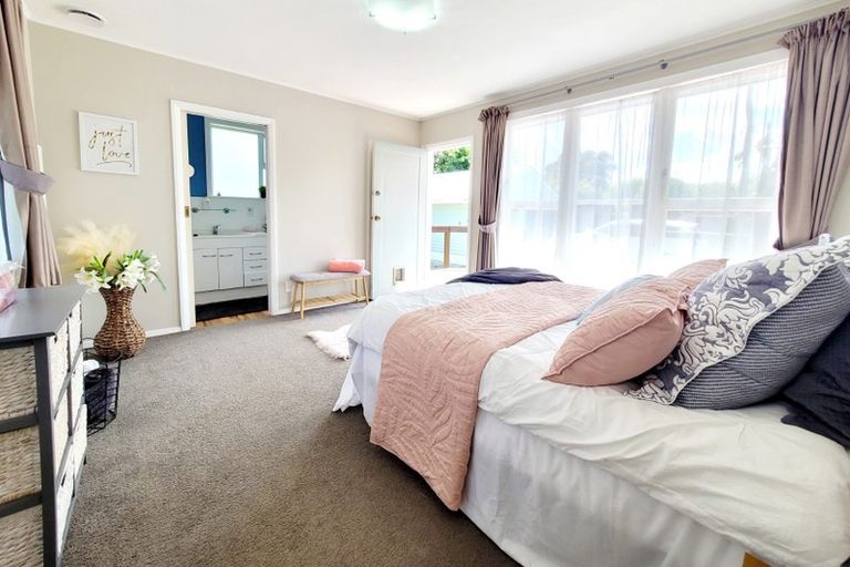 Photo of property in 193 Oxford Terrace, Avalon, Lower Hutt, 5011