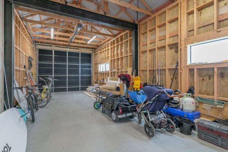 Photo of property in 5 Joyce Harsant Place, Cooks Beach, 3591