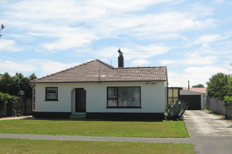 Photo of property in 10 Leistrella Road, Hoon Hay, Christchurch, 8025