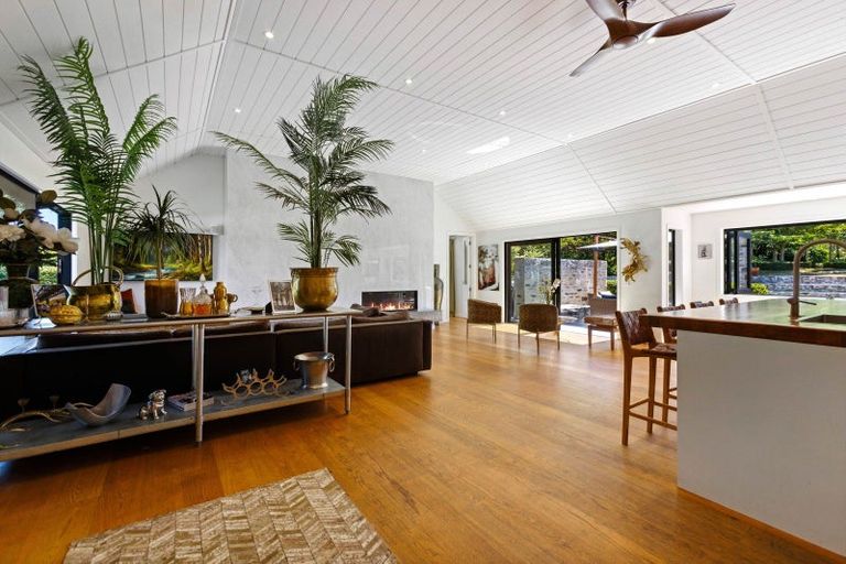 Photo of property in Butel Park, 15 Essex Avenue, Arrowtown, 9302