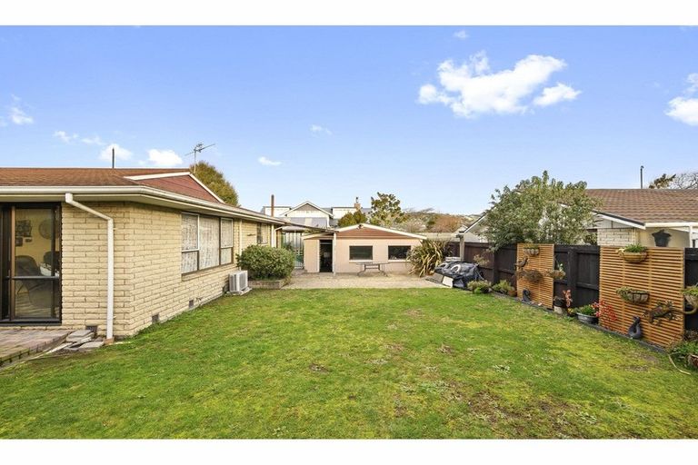 Photo of property in 181 Wilsons Road South, Saint Martins, Christchurch, 8022