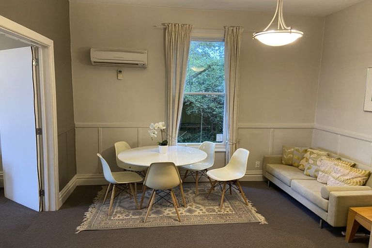 Photo of property in 113 Geraldine Street, Edgeware, Christchurch, 8013